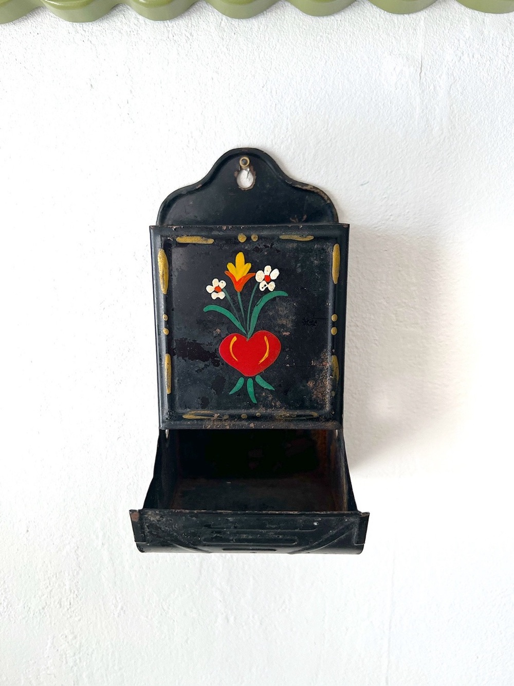 Vintage Hand Painted Folk Art Floral Heart Toleware Farmhouse Matchbox Holder